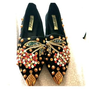 BRAND NEW black suede stone pointed shoe